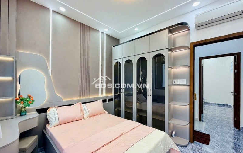 Nhà Huỳnh Tấn Phát 3 tầng, 4PN , mới xây 100% , ngang 5m, full nội thất đẹp, chỉ nhỉnh 4 tỷ, phù hợp gia đình đông thành viên