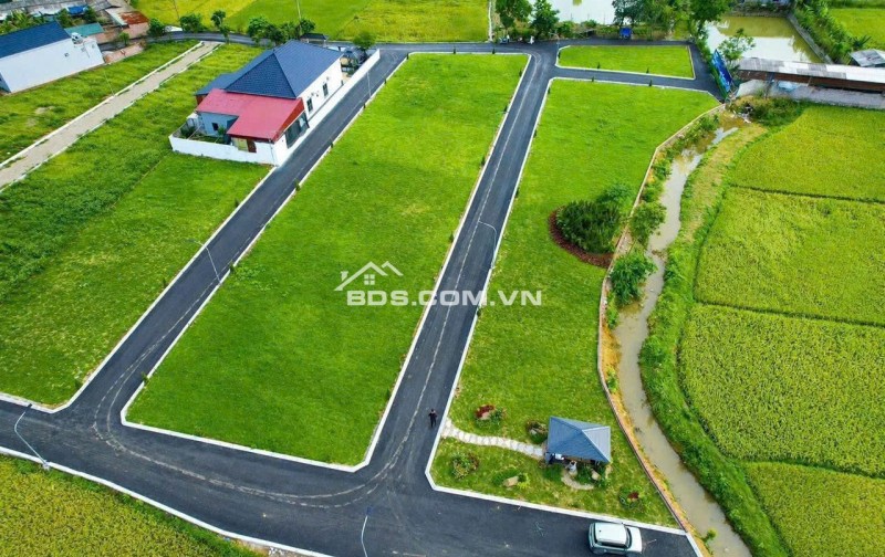 Hơn 200tr đất trung tâm Thị trấn Ba Hàng Đồi, xung quanh dân cư hiện hữu