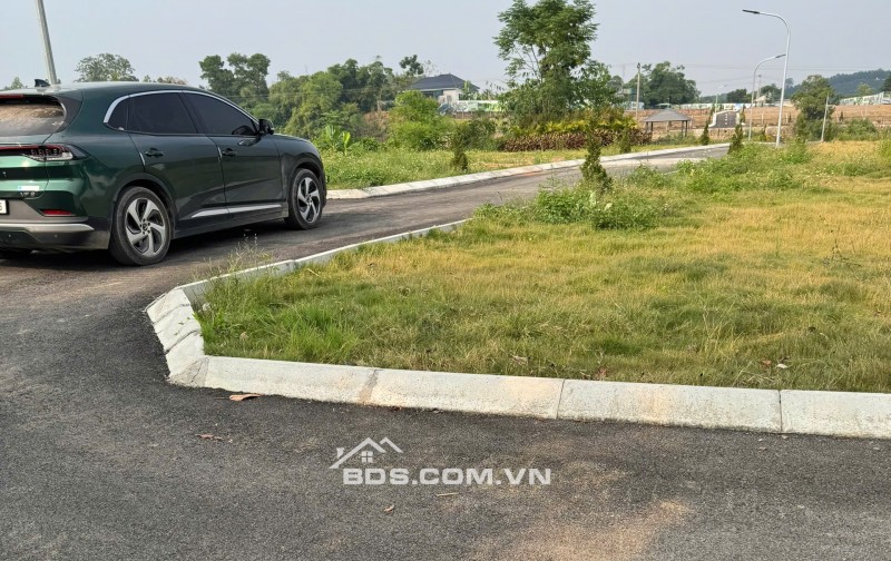 Hơn 200tr đất trung tâm Thị trấn Ba Hàng Đồi, xung quanh dân cư hiện hữu