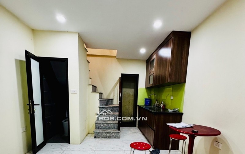 BÁN NHÀ PHỐ LÊ VĂN HƯU – SÁT PHỐ CỔ – Ô TÔ ĐỖ CỬA – 4 TẦNG DÂN XÂY – 6 TỶ TL