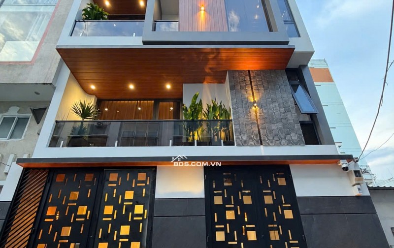 Bán nhà 4T đẹp lung linh đẳng cấp, mới xây, đường Lý Phục Man, hẻm xe hơi, giá nhỉnh 13 tỷ