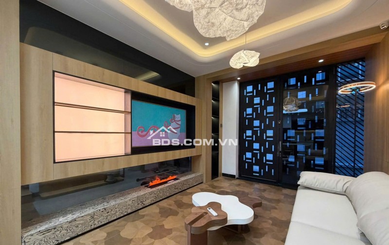 Bán nhà 4T đẹp lung linh đẳng cấp, mới xây, đường Lý Phục Man, hẻm xe hơi, giá nhỉnh 13 tỷ