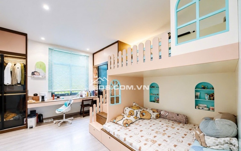 Bán Nhà Chính Chủ Là Kiến Trúc Sư Xây - Huỳnh Tấn Phát- P. Phú Thuận - 3 Tầng - Ngang 5m- Có Ô Lắp Thang Máy, chỉ 7.99 Tỷ