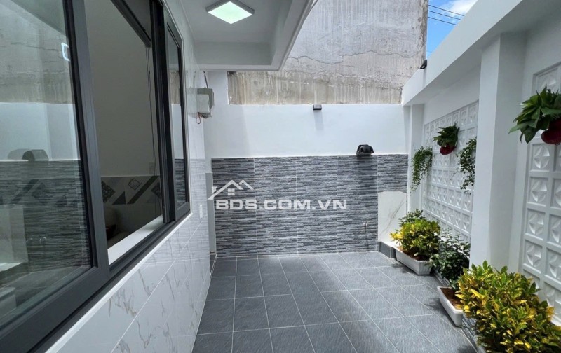 Huỳnh Tấn Phát - Nhà Bè chỉ 3.85 tỷ, nhà mới rộng rãi thoáng mát