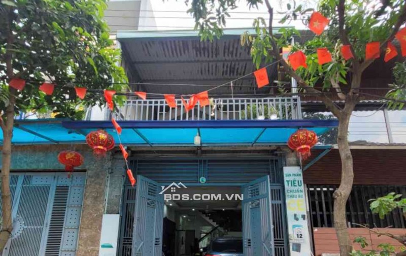 Nhà phố 2 tầng 100m2 Dĩ An pháp lý minh bạch giao dịch rõ ràng