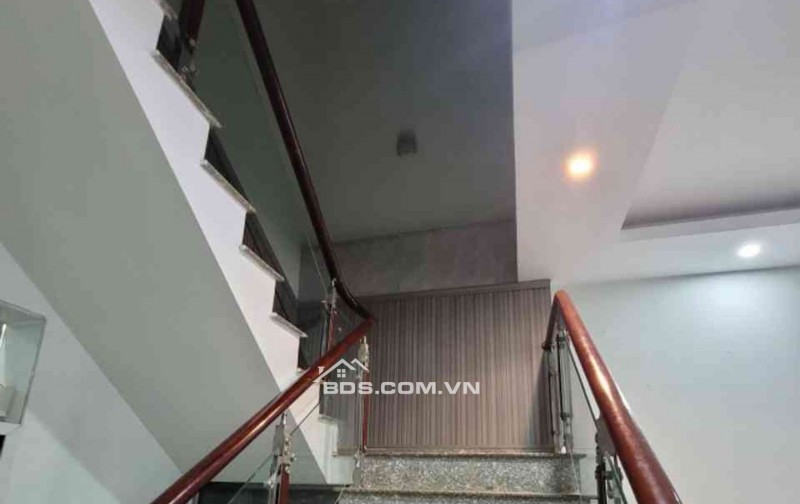 Nhà phố 2 tầng 100m2 Dĩ An pháp lý minh bạch giao dịch rõ ràng