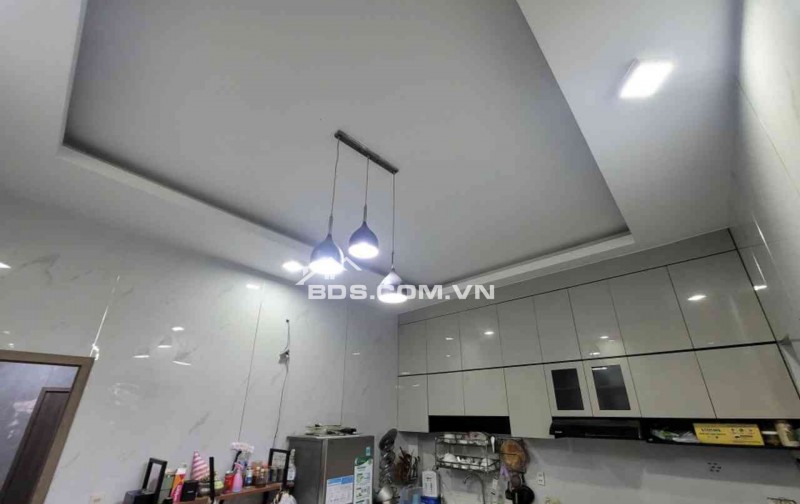 Nhà phố 2 tầng 100m2 Dĩ An pháp lý minh bạch giao dịch rõ ràng