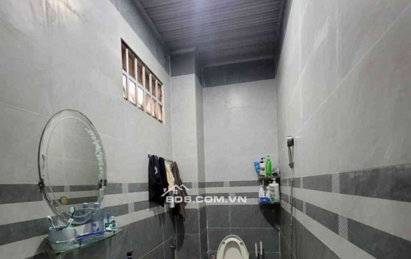 Nhà phố 2 tầng 100m2 Dĩ An pháp lý minh bạch giao dịch rõ ràng