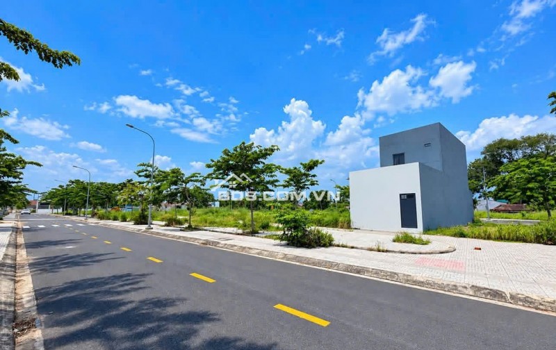 BÁN NHANH CẶP ĐẤT MẶT TIỀN TRƯỚC SAU 6.5x25m SỔ RIÊNG THỔ CƯ
