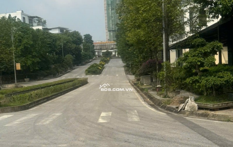 Bán 280m2 khu  đô thị Phú Cát City rẻ hơn so với thị trường,nhà xây sẵn chỉ cần hoàn thiện theo sở thích 0988361490