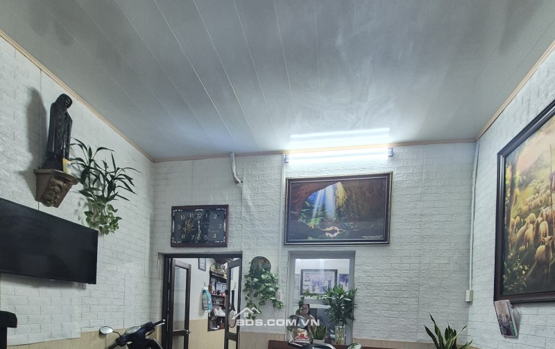 BÁN NHÀ 1.35 TỶ 1.5 TẦNG 48M2 ( ĐÔNG BẮC ) NGÕ NGẮN ĐƯỜNG THÁI BÌNH