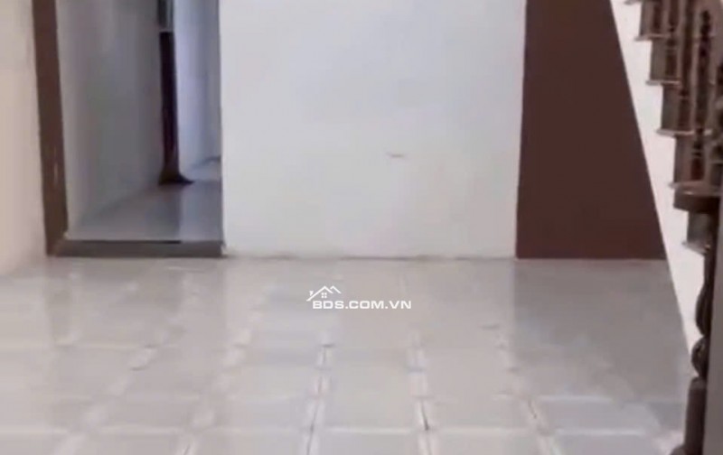 Nhà 2 PN, lửng đúc. Ngang 4.5m, nhà MT Nại Hiên Đông 15, Sơn Trà, Đà Nẵng . Giá 5 tỷ 350, chính chủ liên hệ 0905353499-0914317293