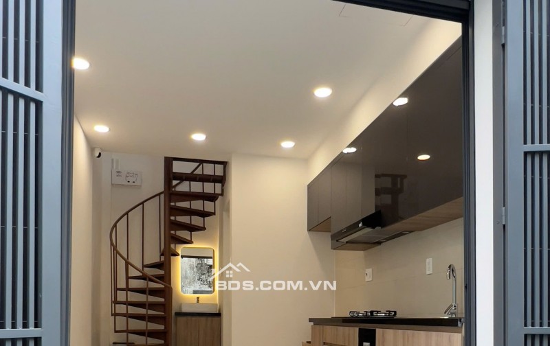 Cho thuê nhà mới tinh full nội thất Nguyễn Duy P12 Q8