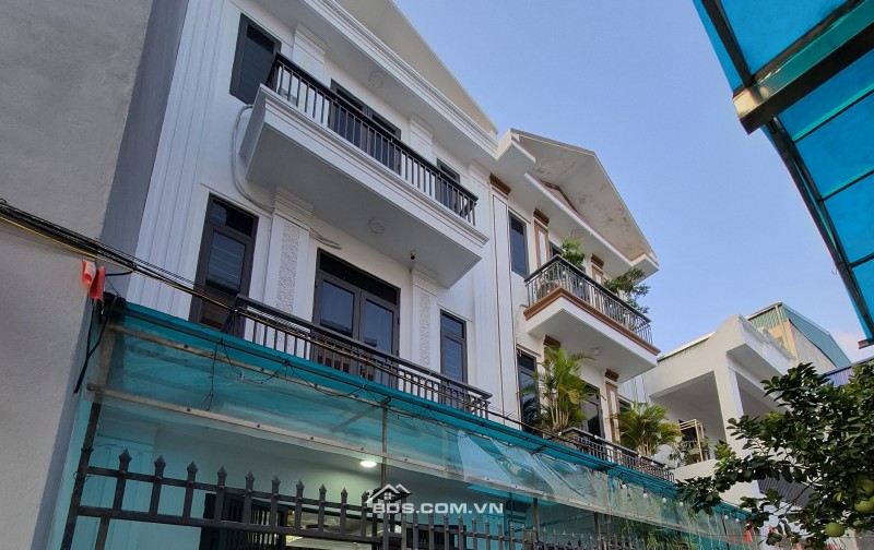 BÁN NHÀ ĐẸP 2.45 TỶ 3 TẦNG 60M2 Ô TÔ ĐỖ CỬA NGÕ PHÙ LONG