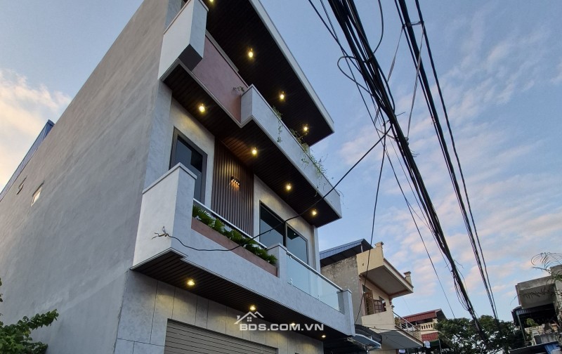 BÁN NHÀ 2.95 TỶ 3 TẦNG 46M2 NGÕ 5M Ô TÔ CHẠY THÔNG ĐƯỜNG TRẦN BÍCH SAN