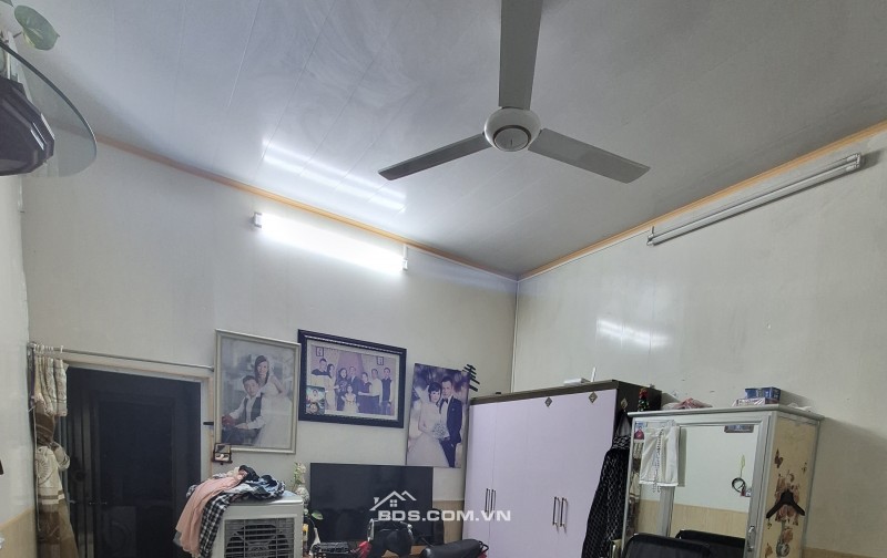 BÁN NHÀ 1.35 TỶ 1.5 TẦNG 48M2 ( ĐÔNG BẮC ) NGÕ NGẮN ĐƯỜNG THÁI BÌNH
