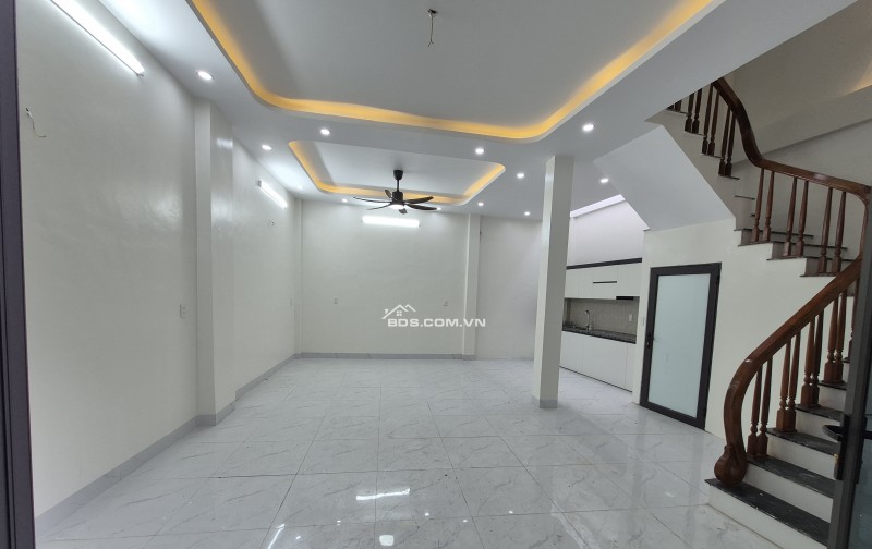 BÁN NHÀ ĐẸP GIÁ RẺ 2.05 TỶ 3 TẦNG 48M2 NGÕ RỘNG NGẮN ĐƯỜNG KÊNH