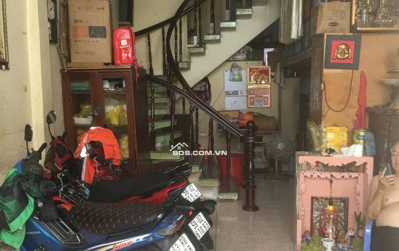 Bán nhà Quận Bình Thạnh 80m², hẻm ô tô, gần chợ, giá 9 tỷ