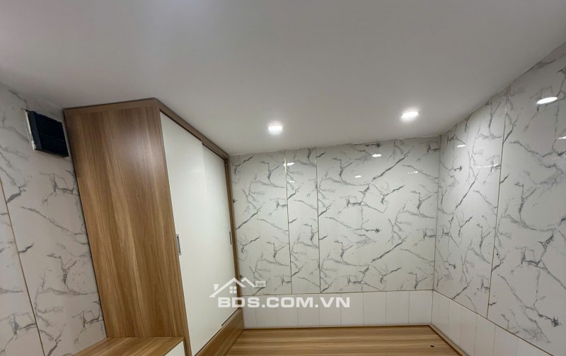 CHÍNH CHỦ BÁN CĂN HỘ TẬP THỂ TẦNG 1 – PHỐ KHÂM THIÊN -- ĐỐNG ĐA -- SỔ ĐẸP – GIÁ CỰC TỐT, 0985036868
