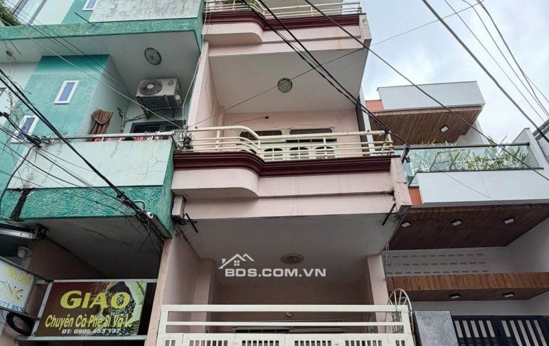 Nhà 3 tầng, kiệt Đống Đa 6m, kiệt rộng thông thoáng có thể kinh doanh, thông ra được đường Lý Tự Trọng, nhiều tiện nghi xung quanh..