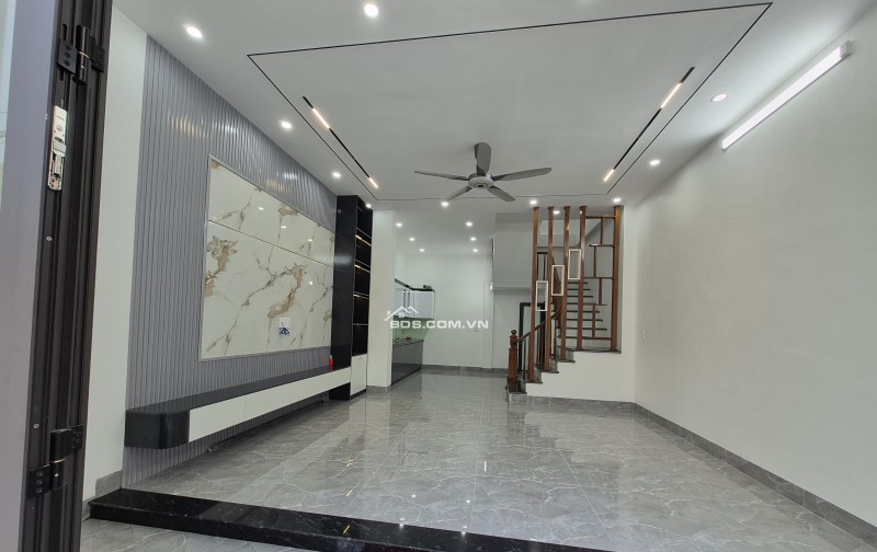 BÁN NHÀ ĐẸP 3.1 TỶ 3 TẦNG 50M2 NGÕ RỘNG NGẮN KHU BÃI VƯỢT