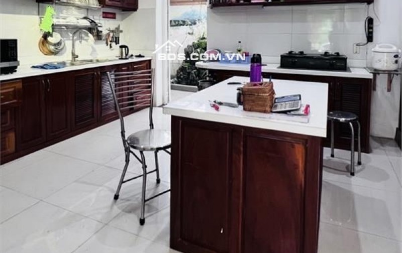 BIỆT THỰ 3 MẶT TIỀN SIÊU VIP – 283M²-NGANG 18 x18 – 4 TẦNG – THANG MÁY – CHỈ 26 TỶ