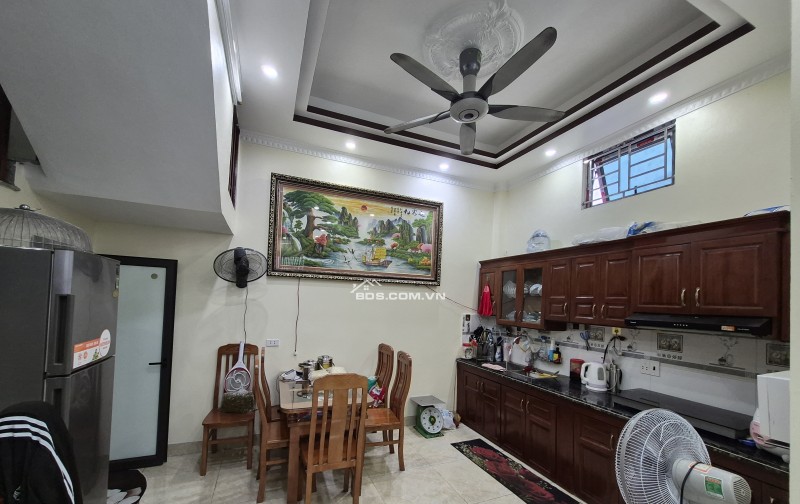 BÁN NHÀ 3 TẦNG 58M2 LÔ GÓC 2 MẶT NGÕ LƯƠNG THẾ VINH GIÁ 2 TỶ