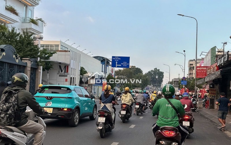 Giá tốt nhà HXH Nguyễn Kiệm Phú Nhuận 94m2 ngang 4.7m gần trường mầm non chỉ 11.4 tỷ.