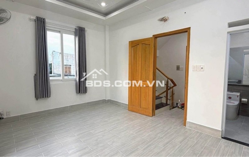 Bán nhà Quận 7 - Huỳnh Tấn Phát 62m2 4tầng 4PN - Ngang 5.7m - Căn góc Ô Tô đỗ Cửa - 8.2 tỷ