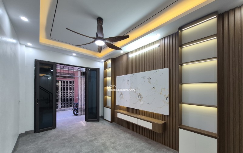 BÁN NHÀ ĐẸP 2.05 TỶ 3 TẦNG 50M2 ( TÂY BẮC ) NGÕ RỘNG TRẦN HUY LIỆU
