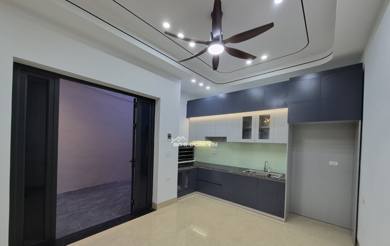 BÁN NHÀ ĐẸP 1.88 TỶ 3 TẦNG 72M2 ( TÂY NAM ) NGÕ TRẦN THÁI TÔNG