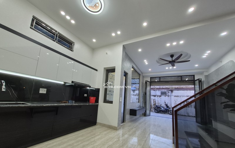 BÁN NHÀ 2.95 TỶ 3 TẦNG 46M2 NGÕ 5M Ô TÔ CHẠY THÔNG ĐƯỜNG TRẦN BÍCH SAN