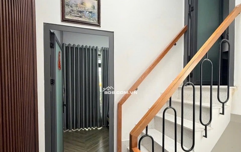 Bán nhà 43m2, 2 tầng, 3PN tại đường Lê Văn Duyệt, Bình Thạnh. Sổ đỏ chính chủ. LH: 0366375002