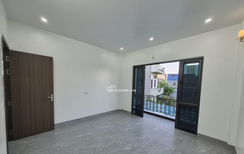 BÁN NHÀ 3.75 TỶ 3 TẦNG 75M2 MẶT CÔNG VIÊN HỒ HÀNG NAN - TRẦN HƯNG ĐẠO