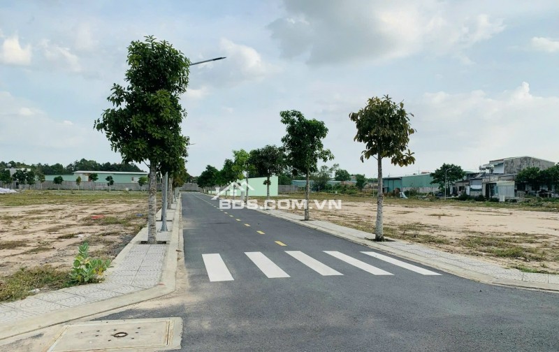 250TR SANG TÊN ĐẤT NGAY MT HL15, VỀ HÀNH CHÍNH CÔNG BIÊN HÒA CHỈ 15P