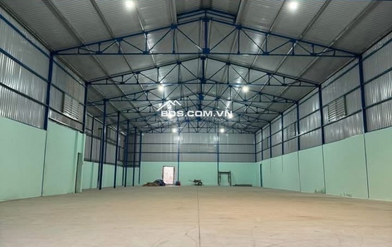 Cho thuê kho xưởng 620m2 gần Ql1A, An Phú Đông Quận 12