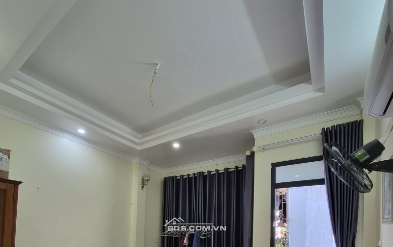 BÁN NHÀ 3 TẦNG 58M2 LÔ GÓC 2 MẶT NGÕ LƯƠNG THẾ VINH GIÁ 2 TỶ