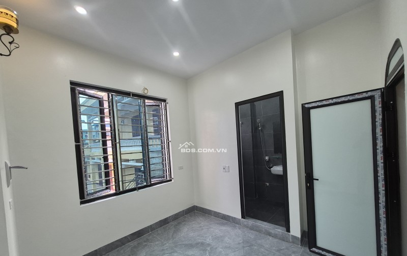 BÁN NHÀ ĐẸP 2.65 TỶ 3 TẦNG 48M2 NGÕ THẲNG NGẮN ĐÔ THỊ HÒA VƯỢNG