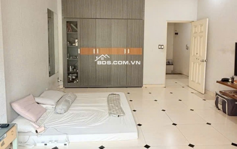 Bán nhà KD đa ngành ngay ĐH Công Nghiệp ngang 18.5m lô góc đẹp 3 lầu HXH tránh 16.8 tỷ.