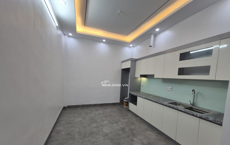 BÁN NHÀ ĐẸP 2.05 TỶ 3 TẦNG 50M2 ( TÂY BẮC ) NGÕ RỘNG TRẦN HUY LIỆU