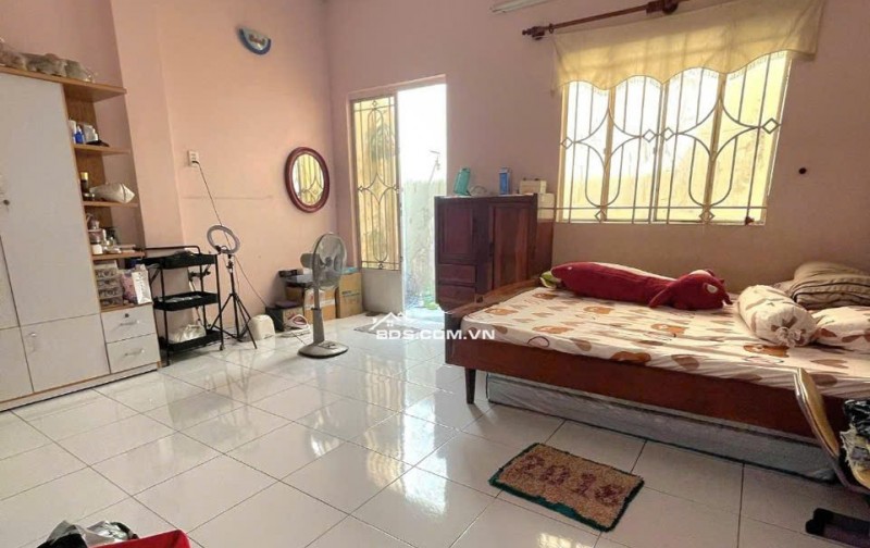 Bán đất tặng nhà ngang 5m HXT tránh 1 sẹc Lũy Bán Bích Tân Phú 75m2 gần trường C3 9.8 tỷ.