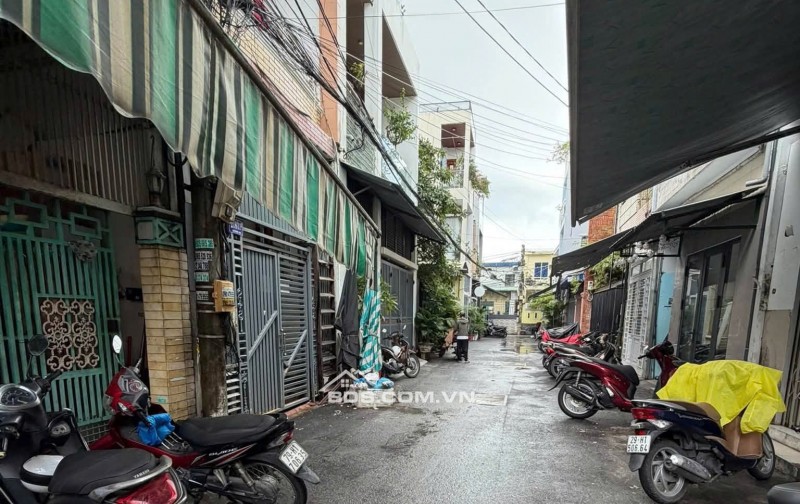 Nhà 3 tầng, kiệt Đống Đa 6m, kiệt rộng thông thoáng có thể kinh doanh, thông ra được đường Lý Tự Trọng, nhiều tiện nghi xung quanh..