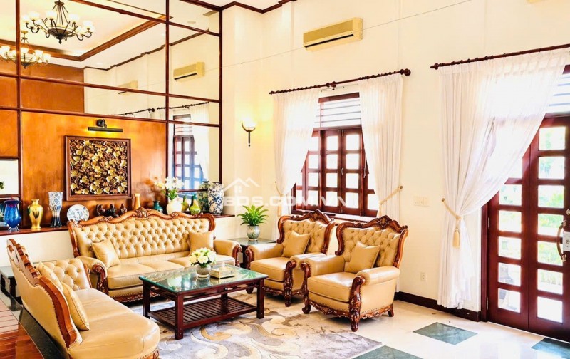 Nhà phố Dương Quảng Hàm hẻm 8m ngang 8m 136m2 tiện làm Biệt thự nghỉ dưỡng nhỉnh 17 tỷ.