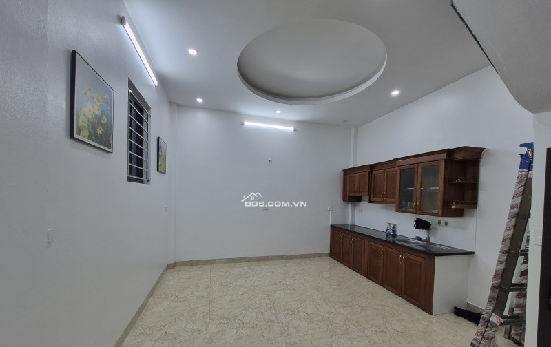 BÁN NHÀ ĐẸP 2.58 TỶ 3 TẦNG 50M2 ( ĐÔNG BẮC ) NGÕ ĐƯỜNG TRƯỜNG CHINH