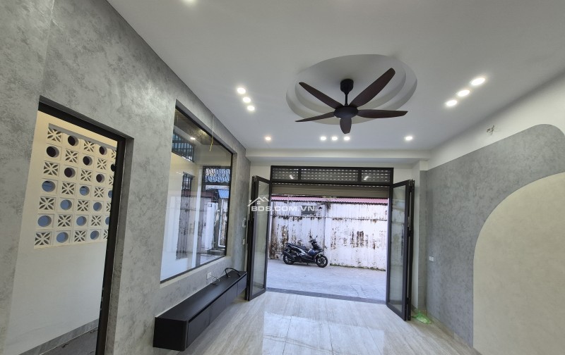 BÁN NHÀ 2.95 TỶ 3 TẦNG 46M2 NGÕ 5M Ô TÔ CHẠY THÔNG ĐƯỜNG TRẦN BÍCH SAN