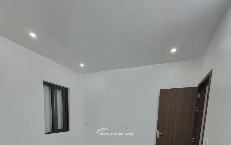 BÁN NHÀ 3.75 TỶ 3 TẦNG 75M2 MẶT CÔNG VIÊN HỒ HÀNG NAN - TRẦN HƯNG ĐẠO
