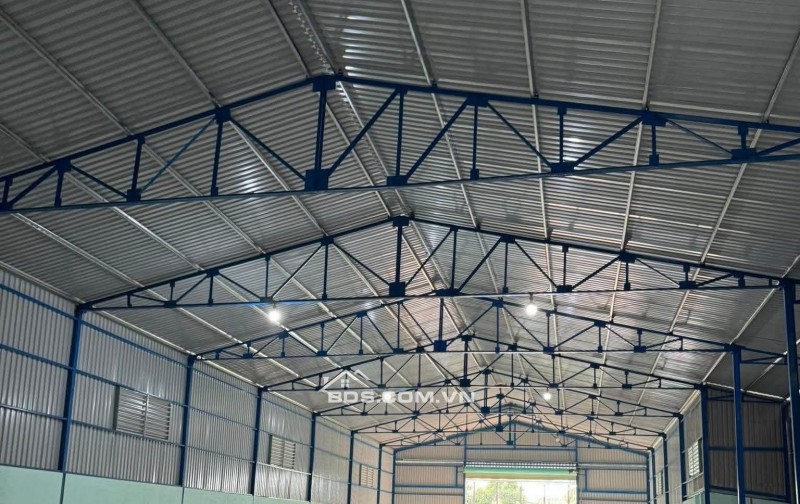 Cho thuê kho xưởng 620m2 gần Ql1A, An Phú Đông Quận 12