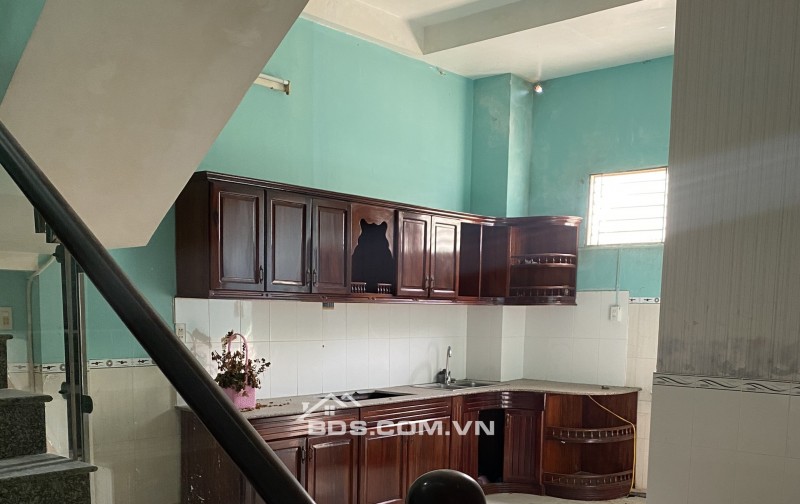 Cần bán đường Cách Mạng Tháng 8, trục chính kdc An Thới, trệt 2 lầu, dt: 5x23,3, lộ 24m, giá 4,3 tỷ