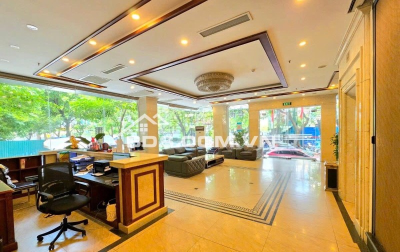KHÁCH SẠN LÔ GÓC 12 TẦNG DOANH THU 1,3 TỶ/THÁNG PHỐ TRẦN THÁI TÔNG CẦU GIẤY