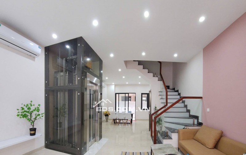 Bán LK Cọ Xanh, OCP2, DT 63M,có sổ đỏ, 5 tầng thang máy, vỉa hè rộng,oto đỗ cửa.có